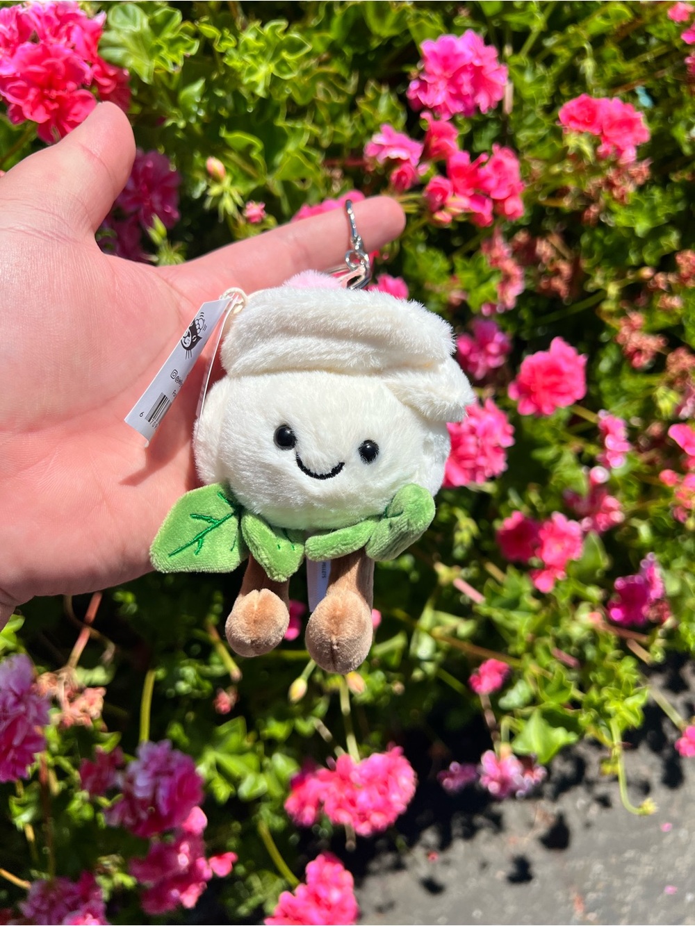 WHITE ROSE PLUSH KEYCHAIN - Picture 6 of 6
